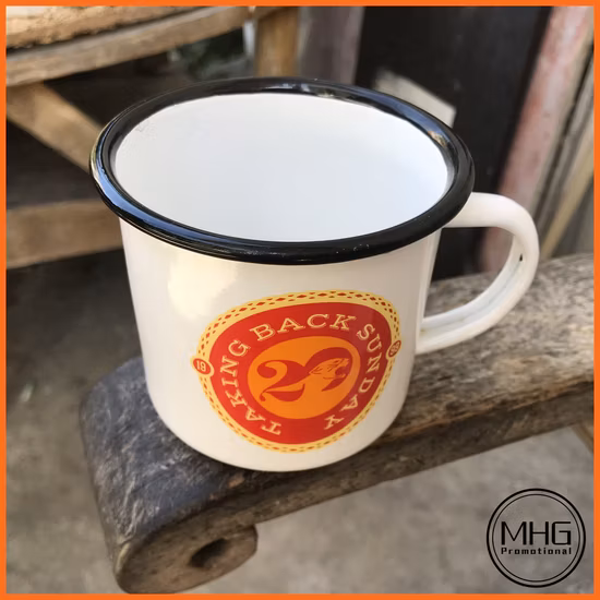 Индивидуальные эмалированные металлические кружки